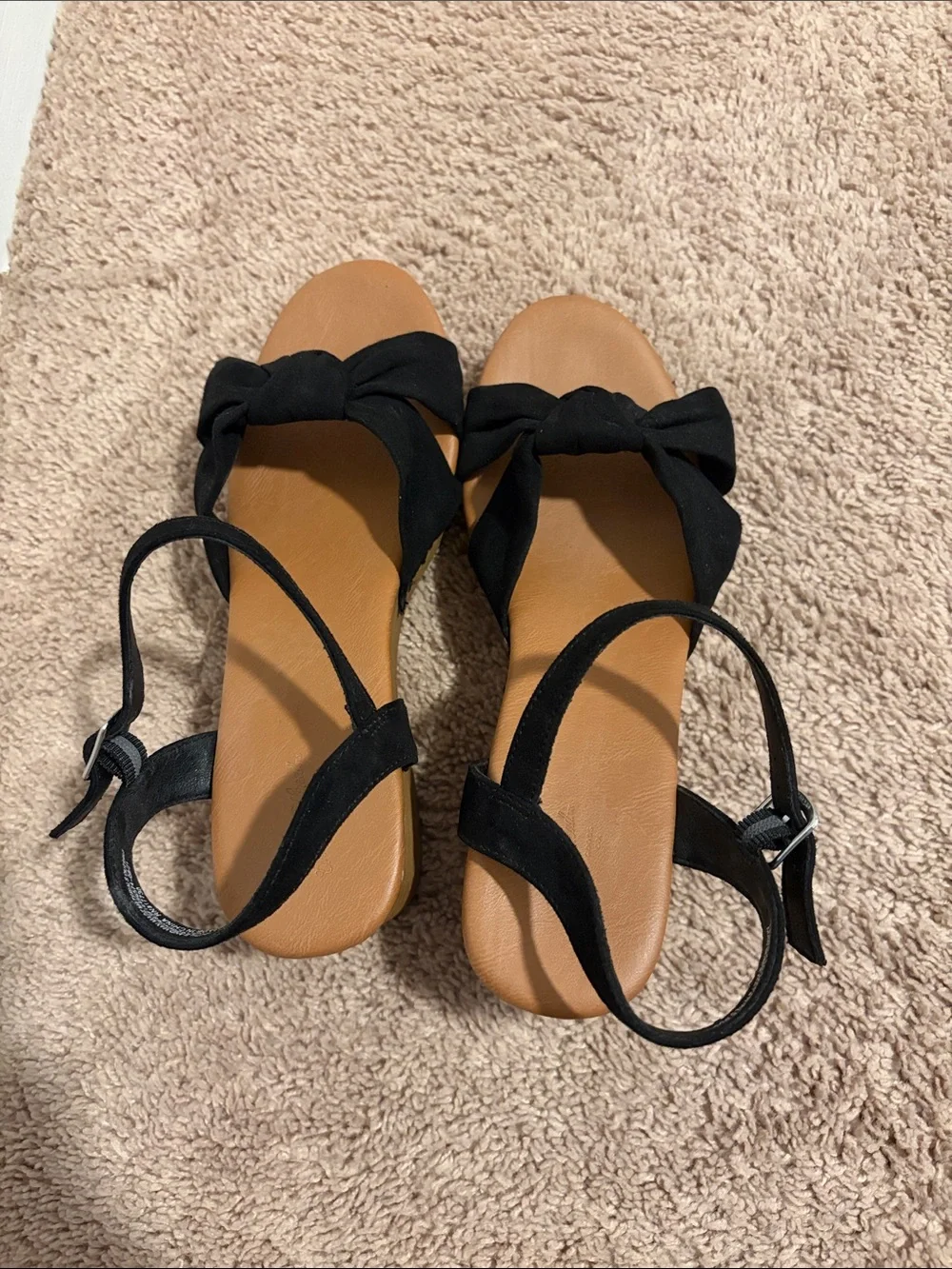 Universal Thread Black Knotted Suede Wedge Sandals